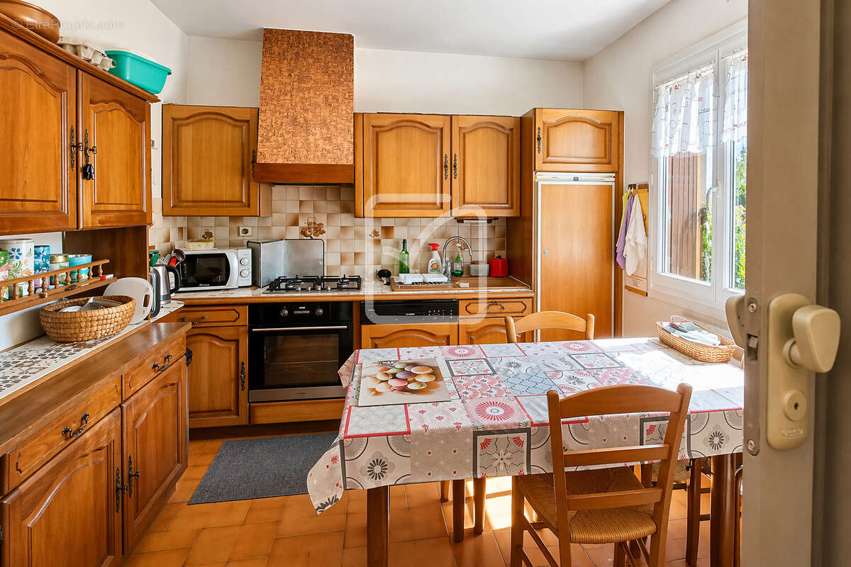 Maison à GOURDON