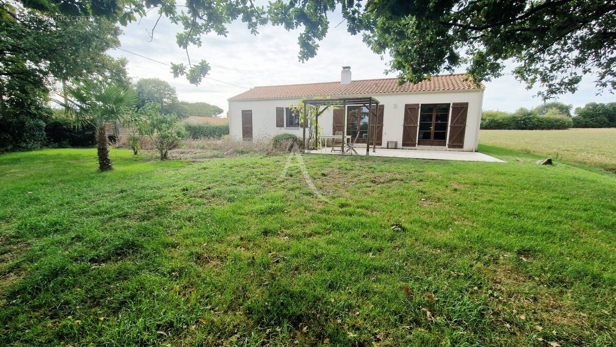 Maison à TALMONT-SAINT-HILAIRE