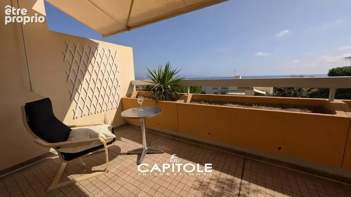 Antibes - Bel appartement 2 pièces ouvrant sur une grande terrasse  de 21 m², vue mer et verdure, à quelques pas du centre-ville - photo 13