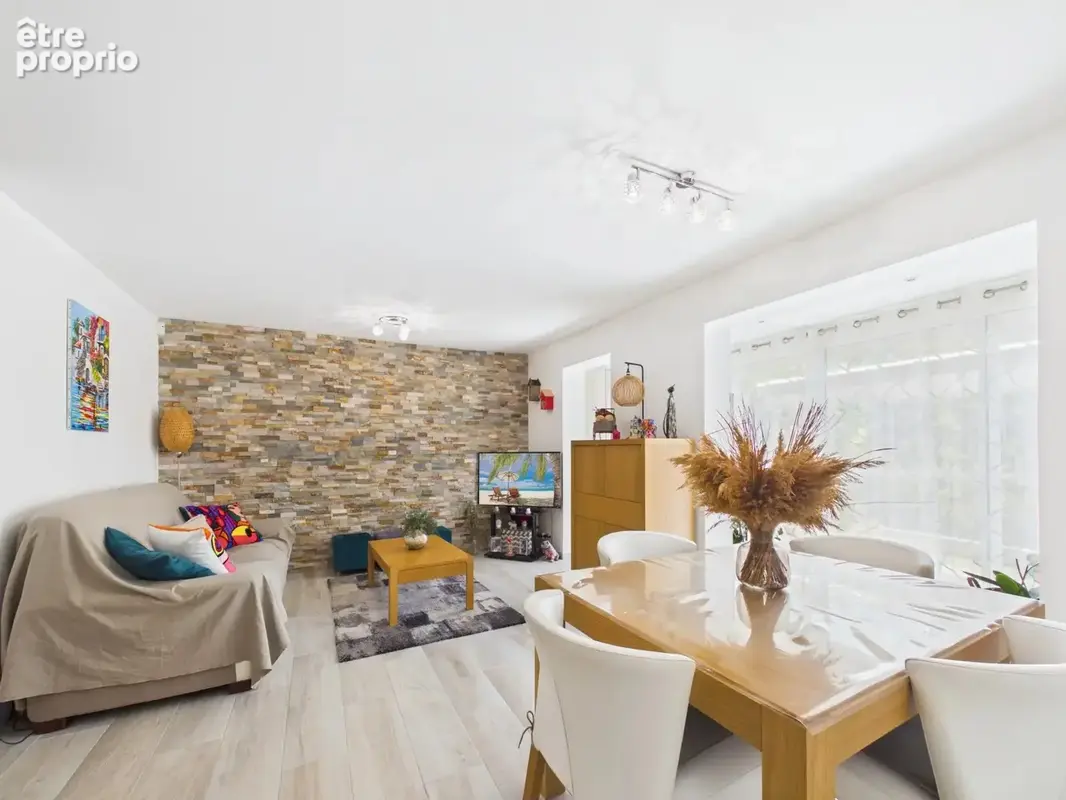 Antibes – 3 pièces 65 m² – piscine, terrasses & garage - photo 2
