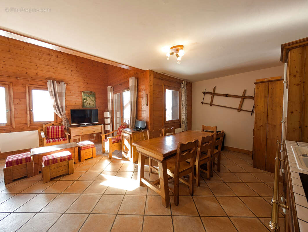 Appartement à SAINT-JEAN-DE-BELLEVILLE