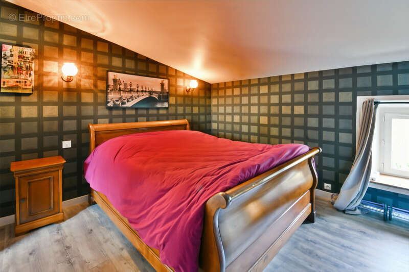 Maison à TONNAY-CHARENTE