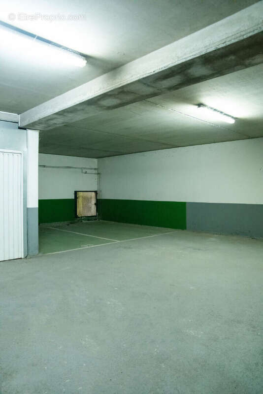 **Studio 29,6 m² avec parking et cave à 4 min à pied du métro Mairie d'Issy** - photo 11