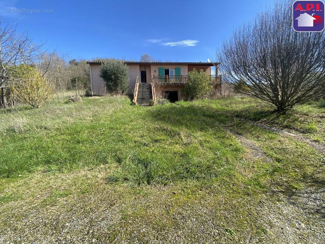 Maison à LEZAT-SUR-LEZE
