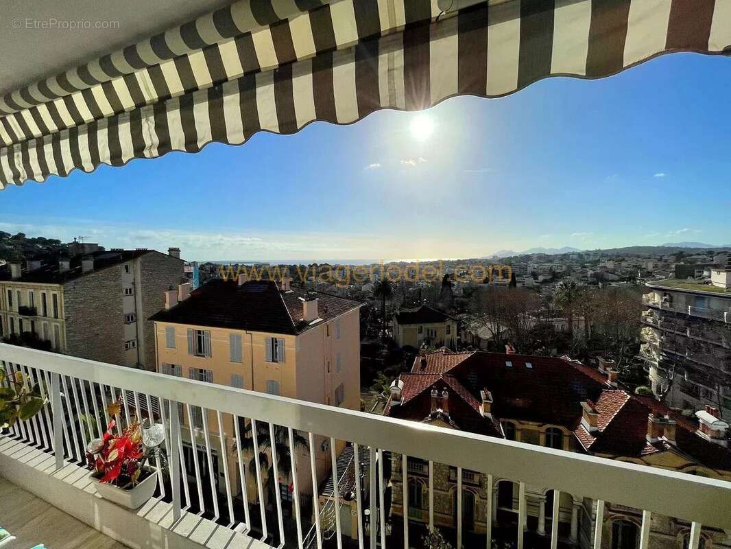 Appartement à LE CANNET