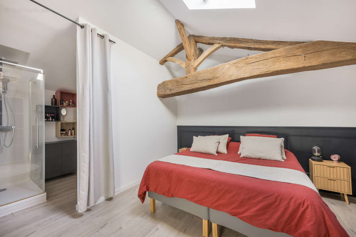 Maison à ARNAS