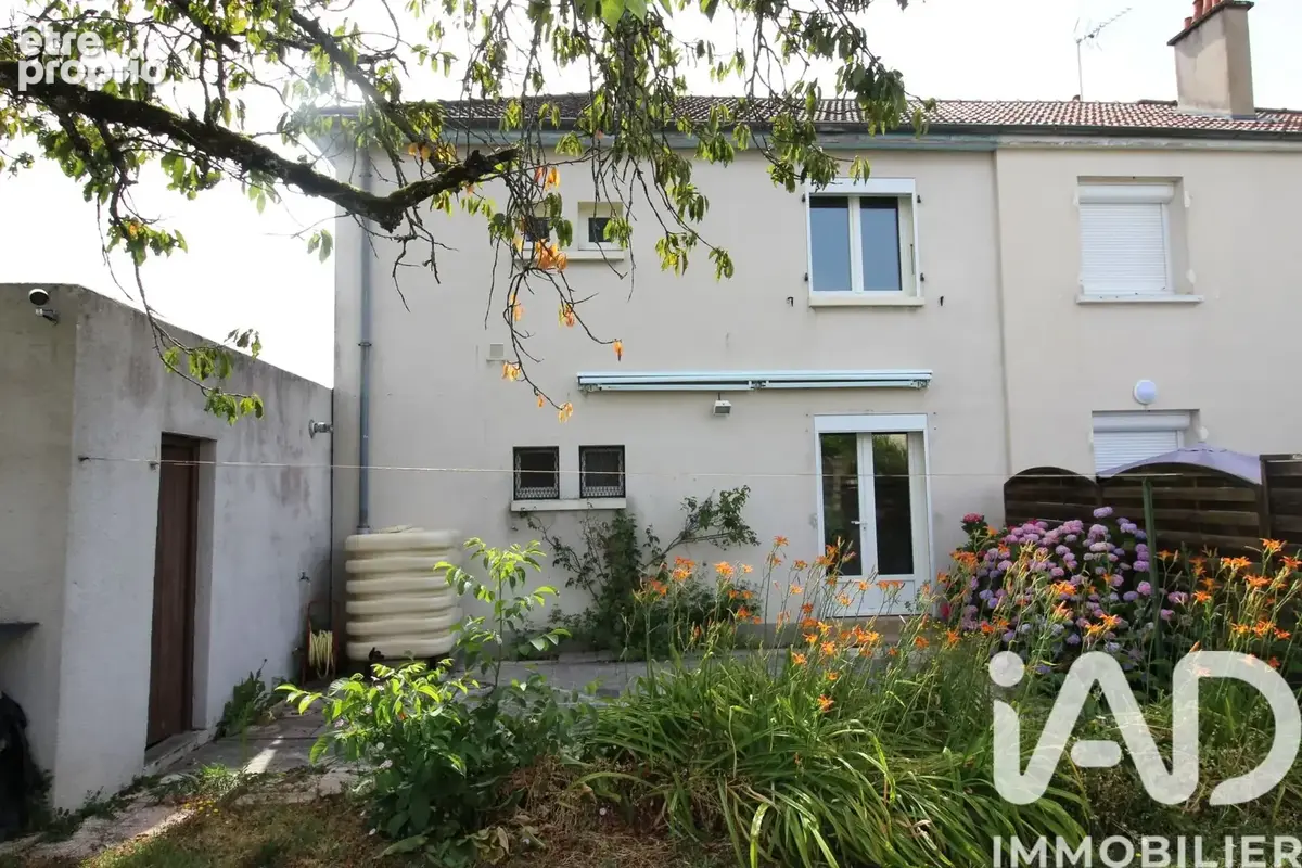 Photo 1 - Maison à COULANGES-LES-NEVERS