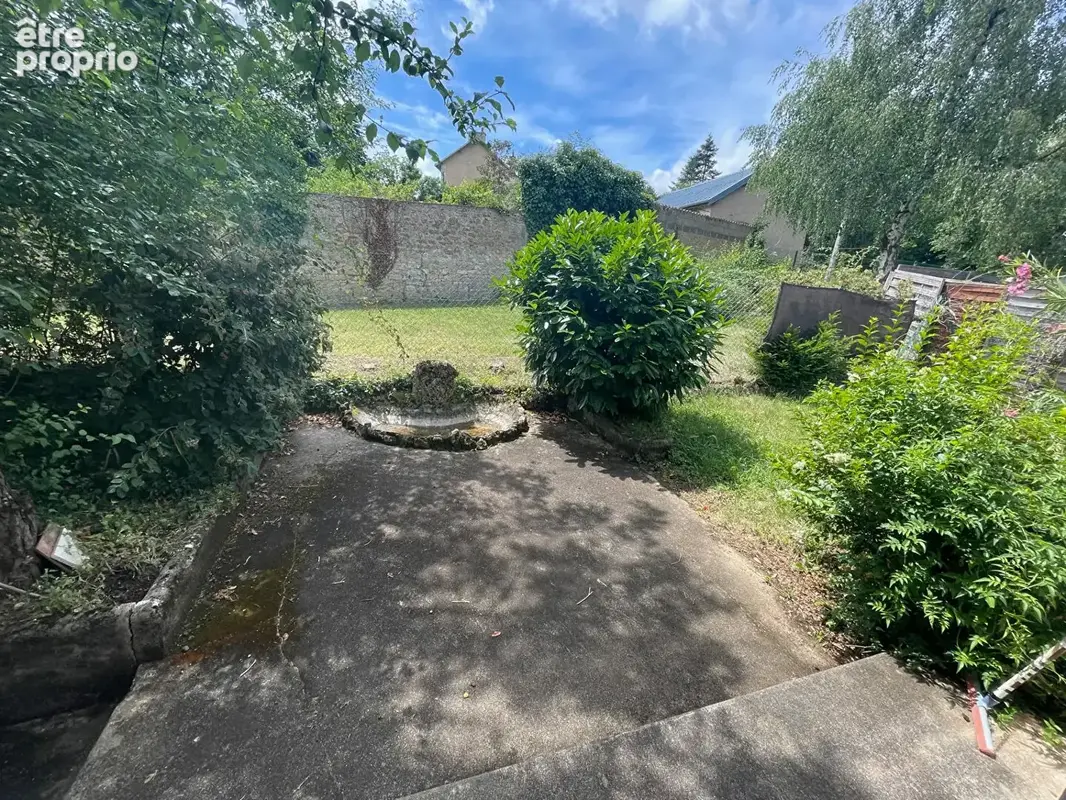Saint Benoit  - Maison 5 pièce(s) 125 m2 - garage et jardin - photo 4