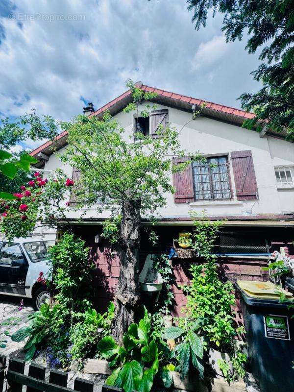 Maison à VILLETANEUSE