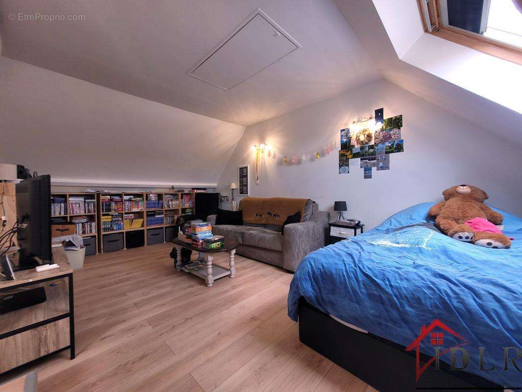 Maison à GRANDPUITS-BAILLY-CARROIS