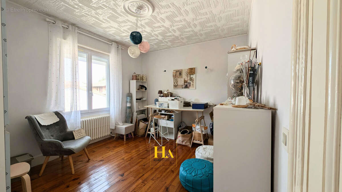 Maison à ROMANS-SUR-ISERE