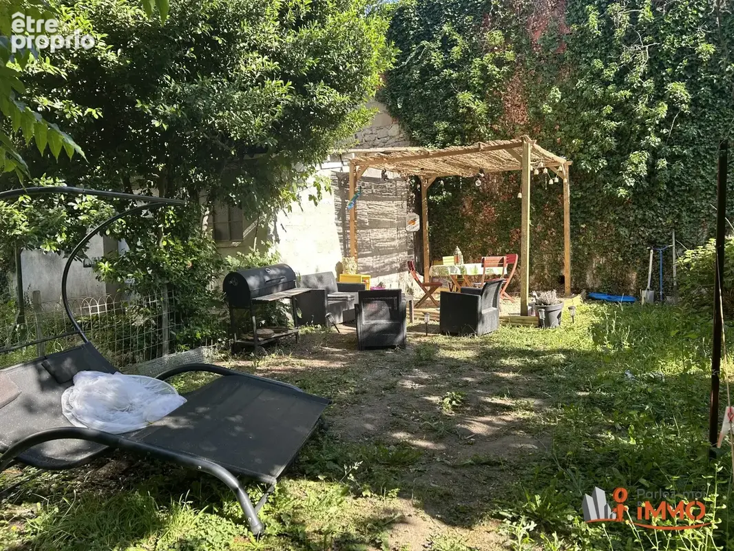 Appartement 4 pièces 54 m² à vendre à Montbrison (42600) - photo 3