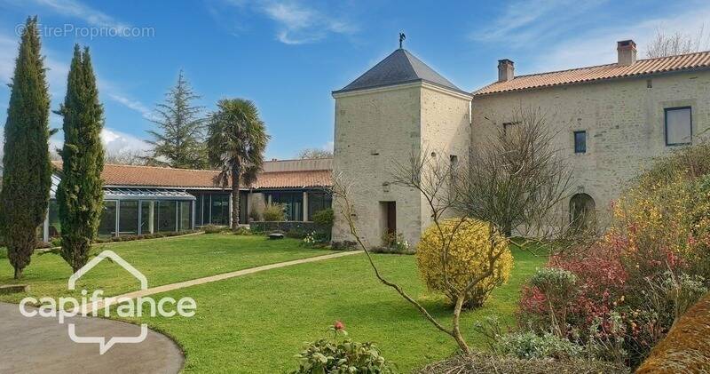 Maison à THOUARS
