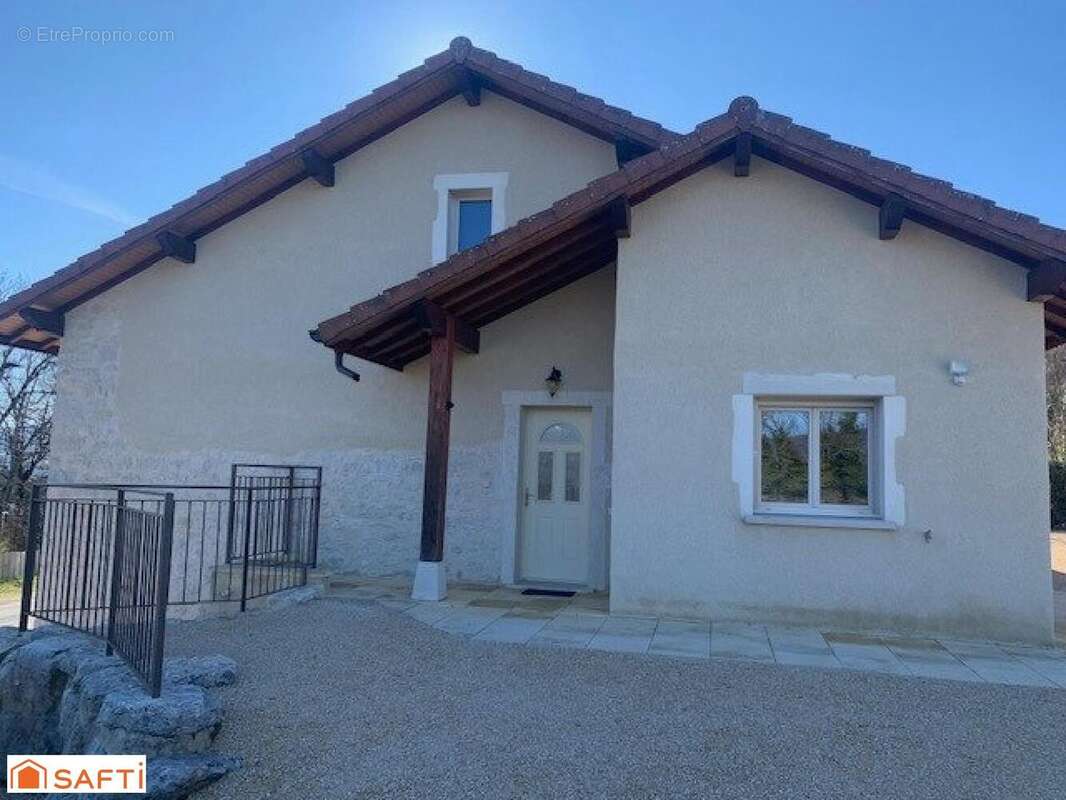 Photo 3 - Appartement à LOMPNIEU