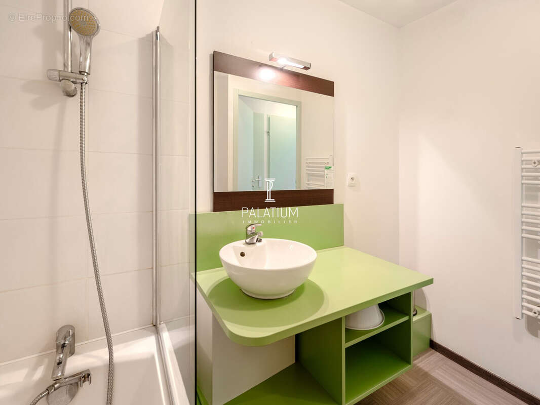 Appartement 42 m² à Greoux-Les-Bains  - photo 9