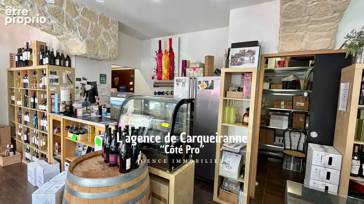 " exclusivite " a vendre fonds de commerce cave a vin 51 m2 idealement situe dans le centre ville de carqueiranne  ideal pour un - photo 4