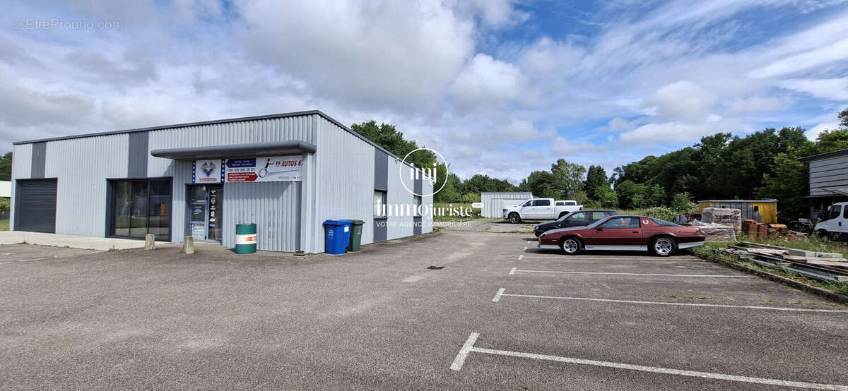 Commerce 380 m² à Couzeix  - photo 2