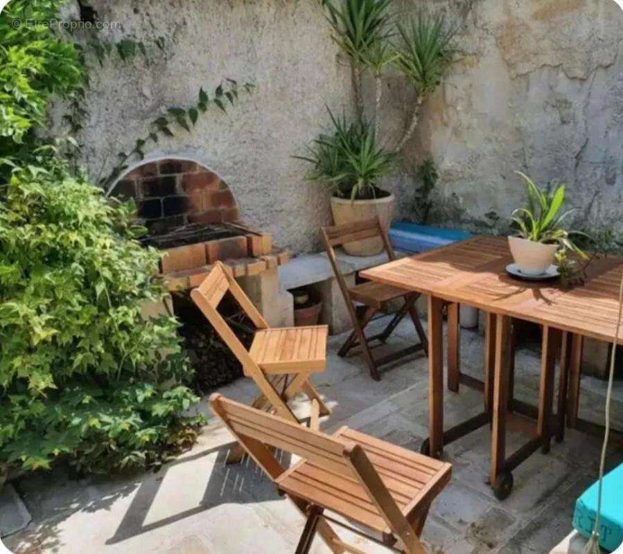 Maison à SAINT-MAUR-DES-FOSSES