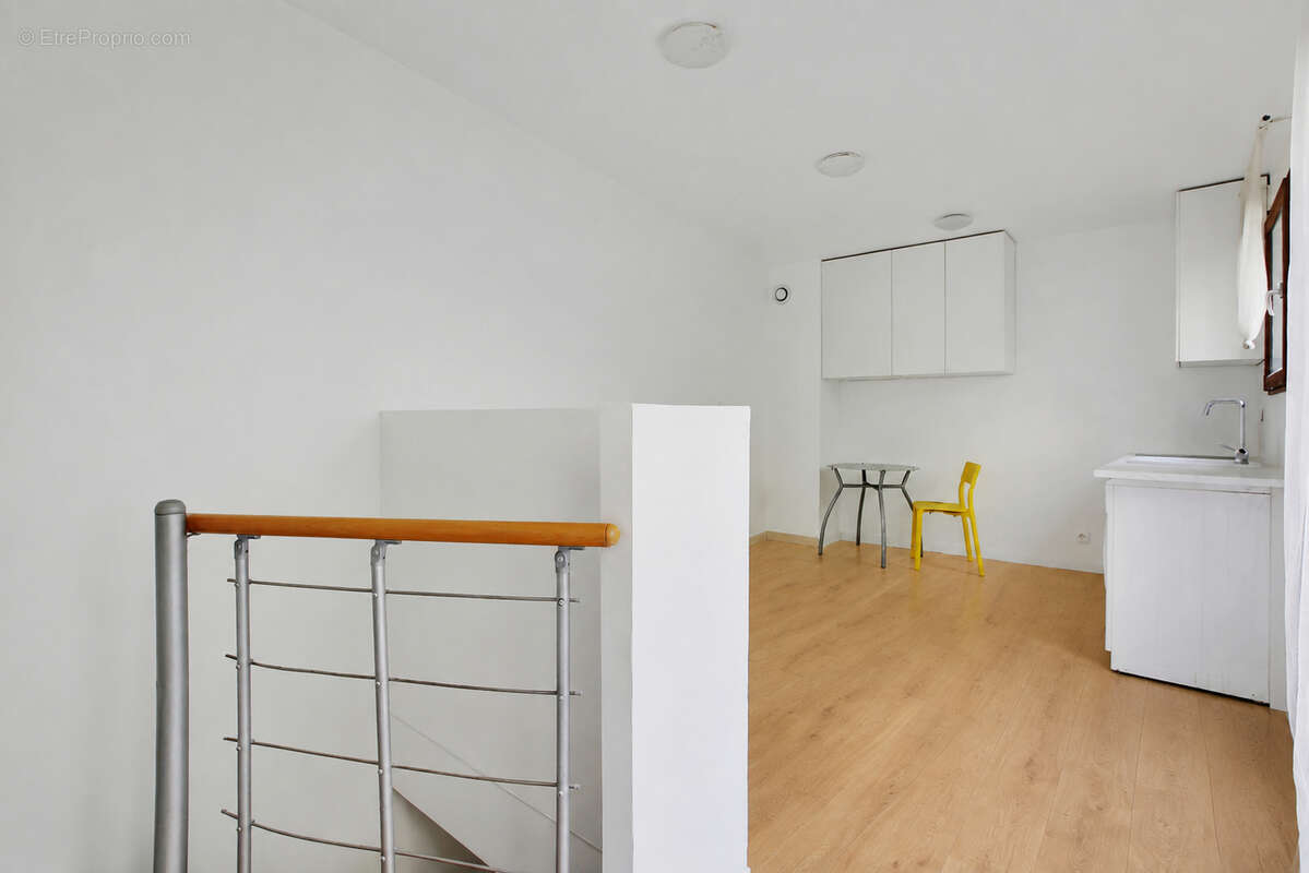 Vanves - plateau - duplex 2 pieces avec jardin - photo 6