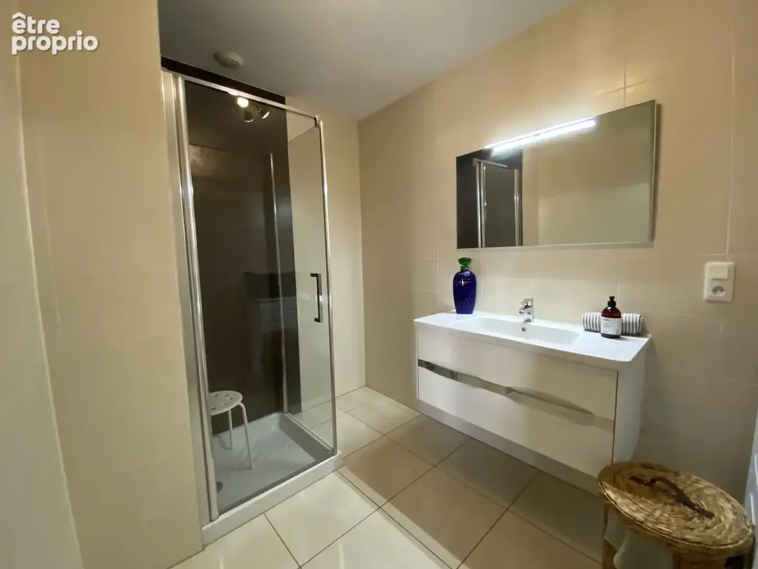 Appartement F2 au dernier étage avec balcon, garage et ascenseur - photo 9