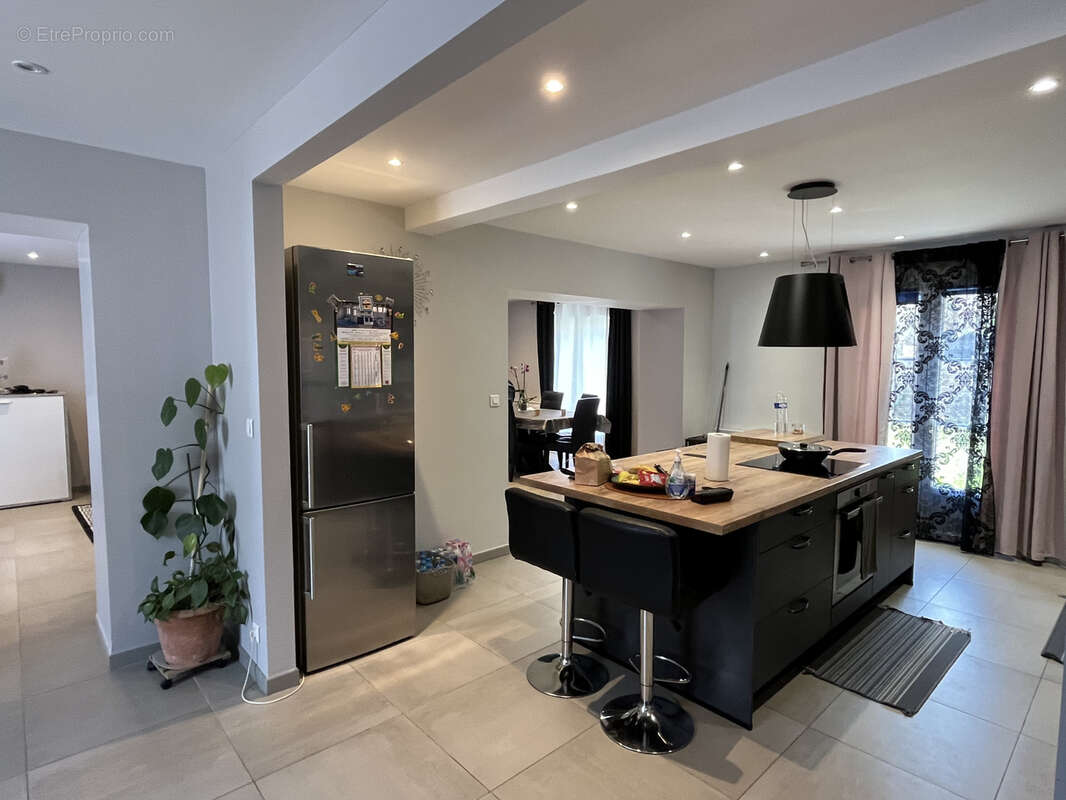 Maison à PONT-SAINTE-MAXENCE