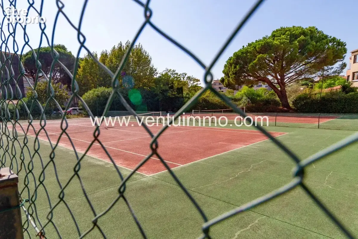 FRÉJUS Centre - TOURRACHE  Studio 27 m², piscine, tennis - photo 12