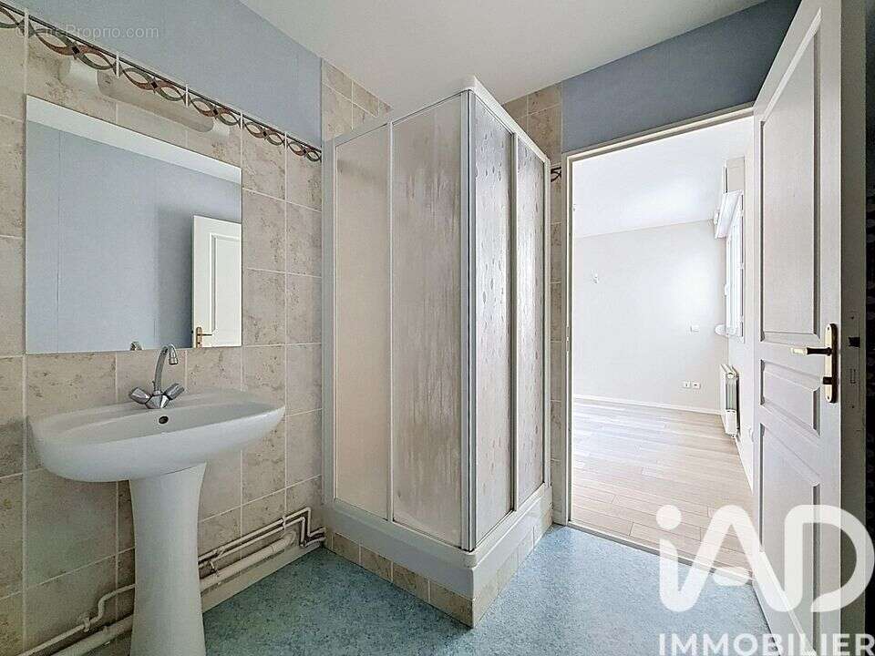 Appartement 42 m² à Reims  - photo 9