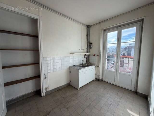 Appartement à SAINT-ETIENNE