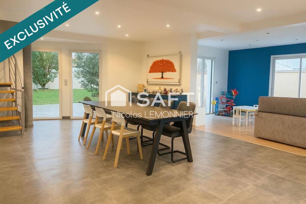 Photo 1 - Maison à BELLENGREVILLE