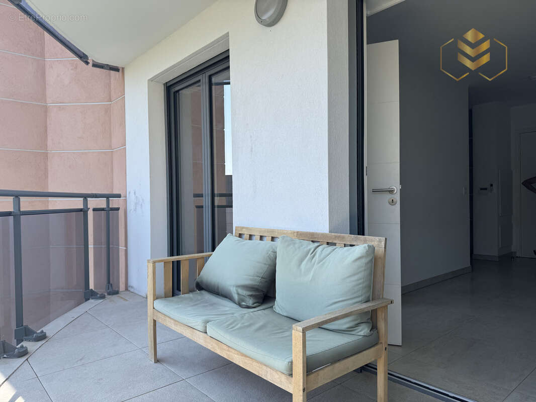 Roquebrune-cap-martin : appartement  avec terrasse et parking - photo 8