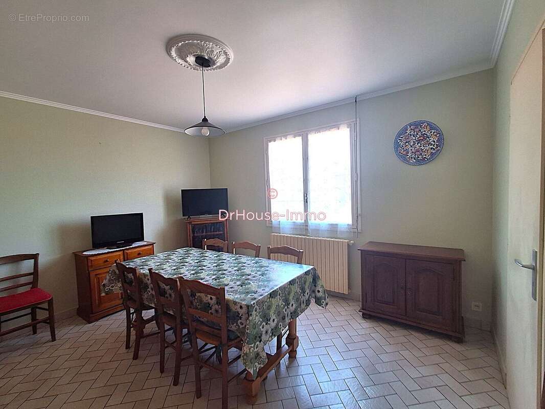 Maison 131 m² à Coulon  - photo 5