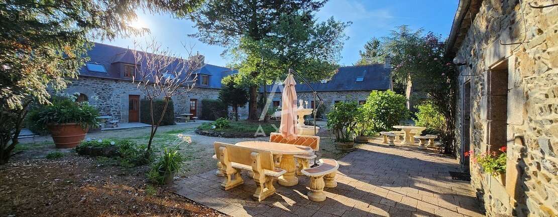 Annonce Immobilière : Grande demeure du XVIIIe siècle à Proximité de la Baie de Saint-Brieuc - photo 17