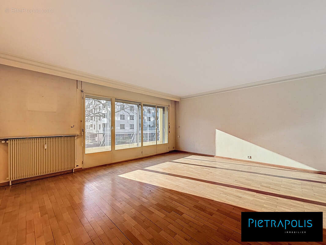 Appartement à LYON-8E