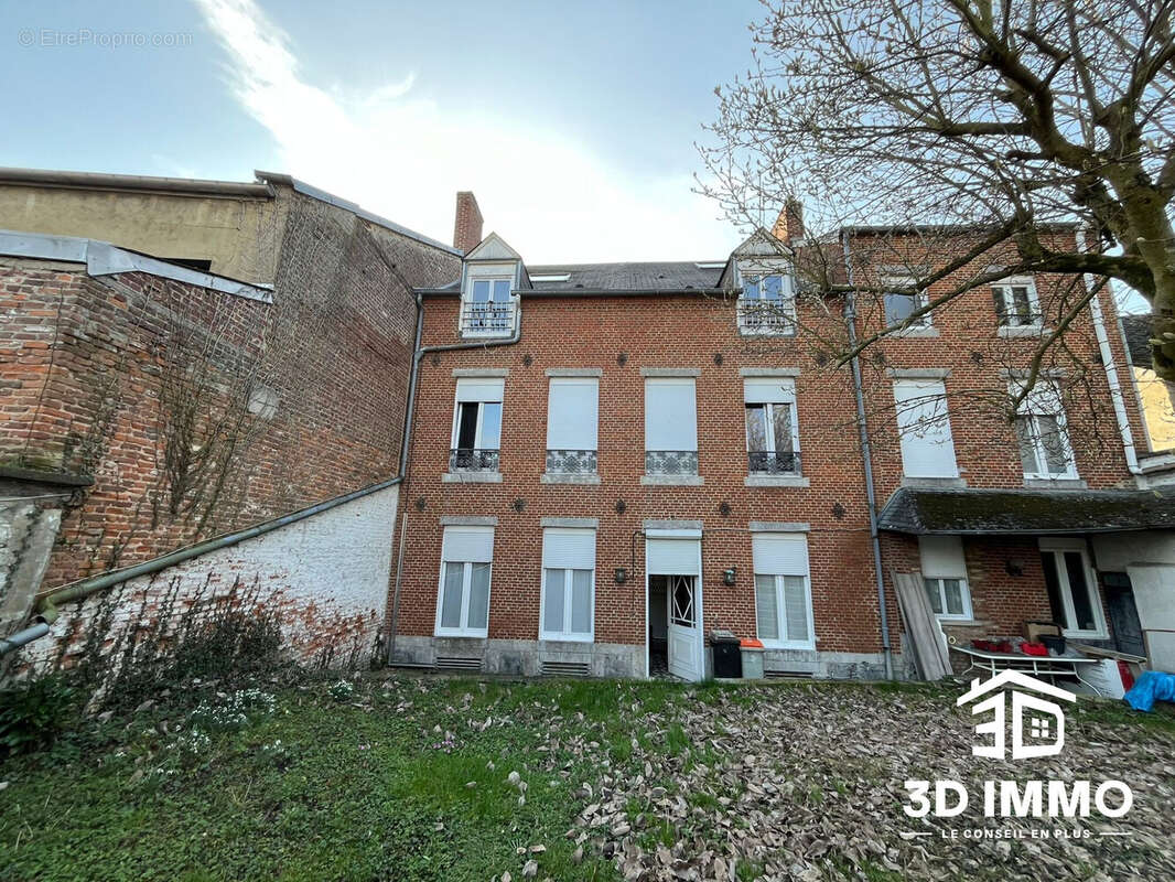 Appartement à AVESNES-SUR-HELPE