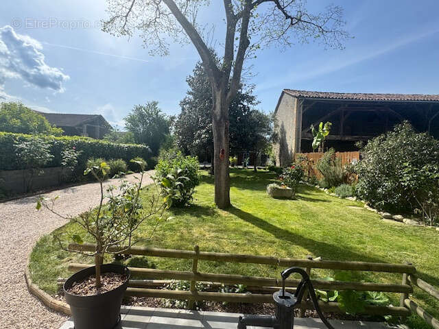 Maison à BEAUCHALOT