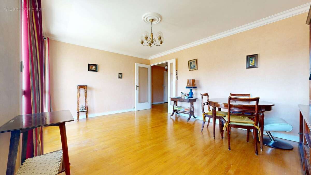 Appartement à LYON-3E
