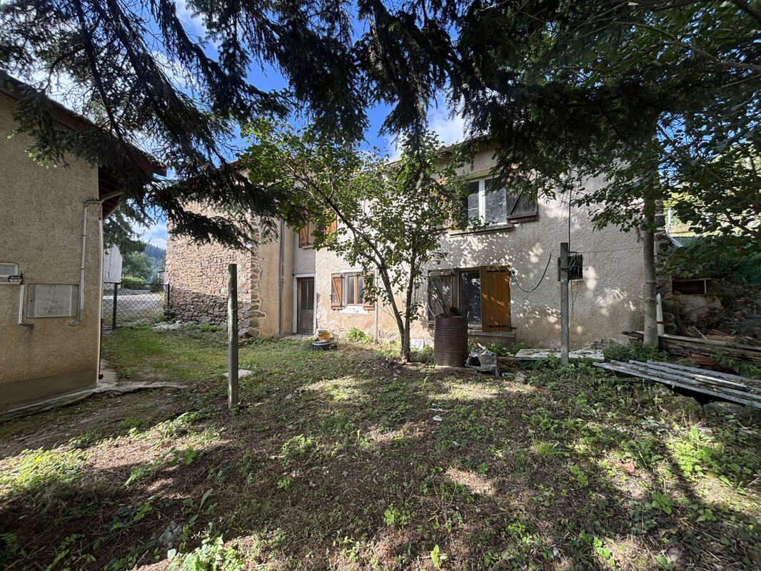 Maison à MONTCHAL