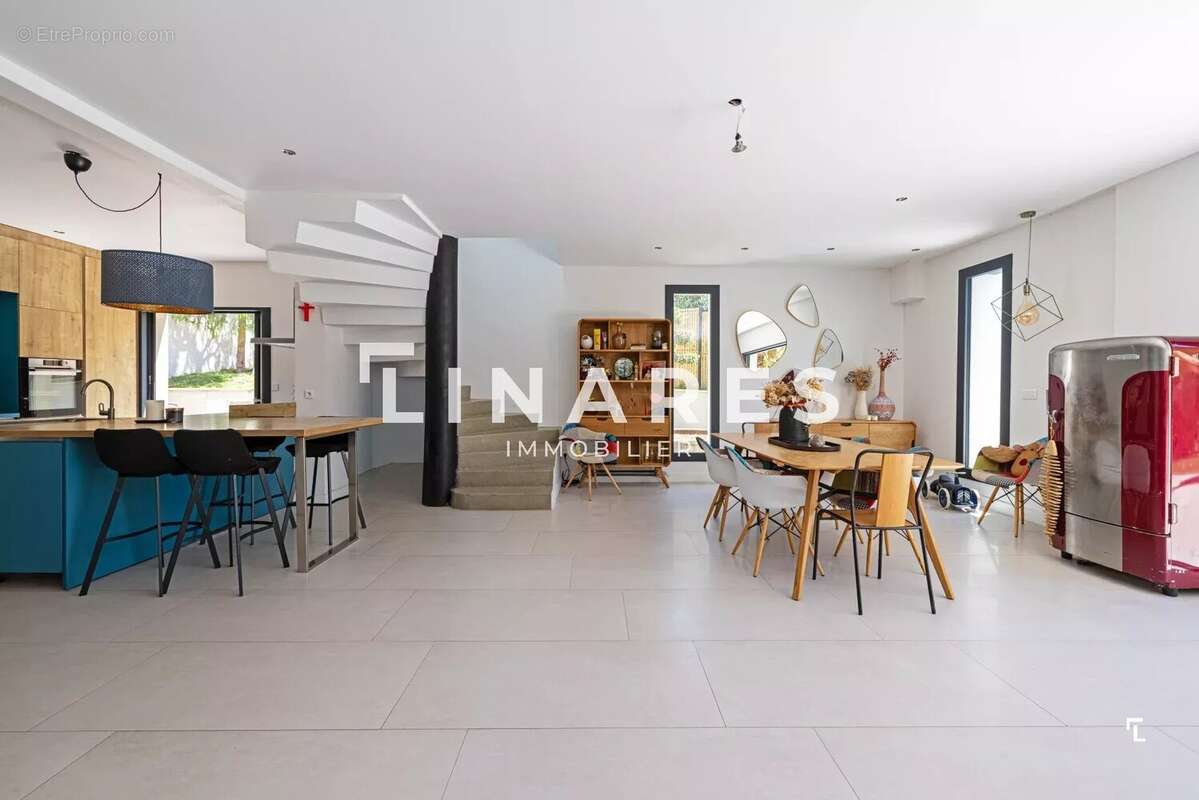 Maison à MARSEILLE-11E