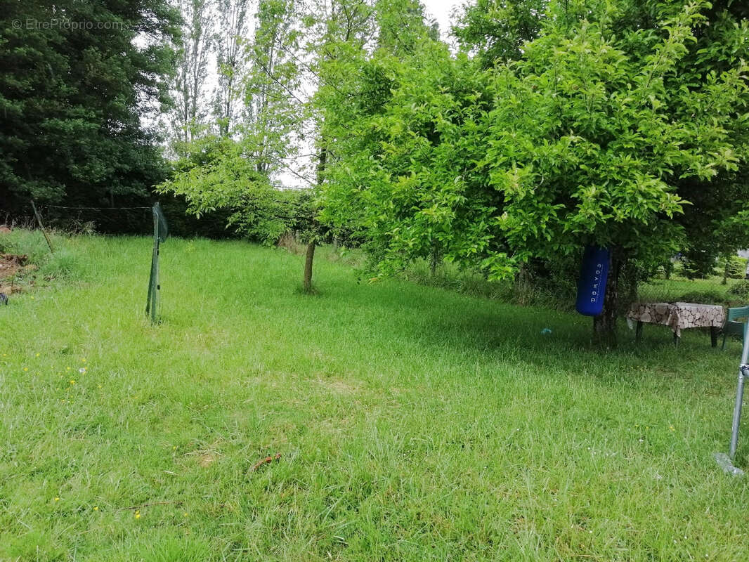 Terrain à NEVERS