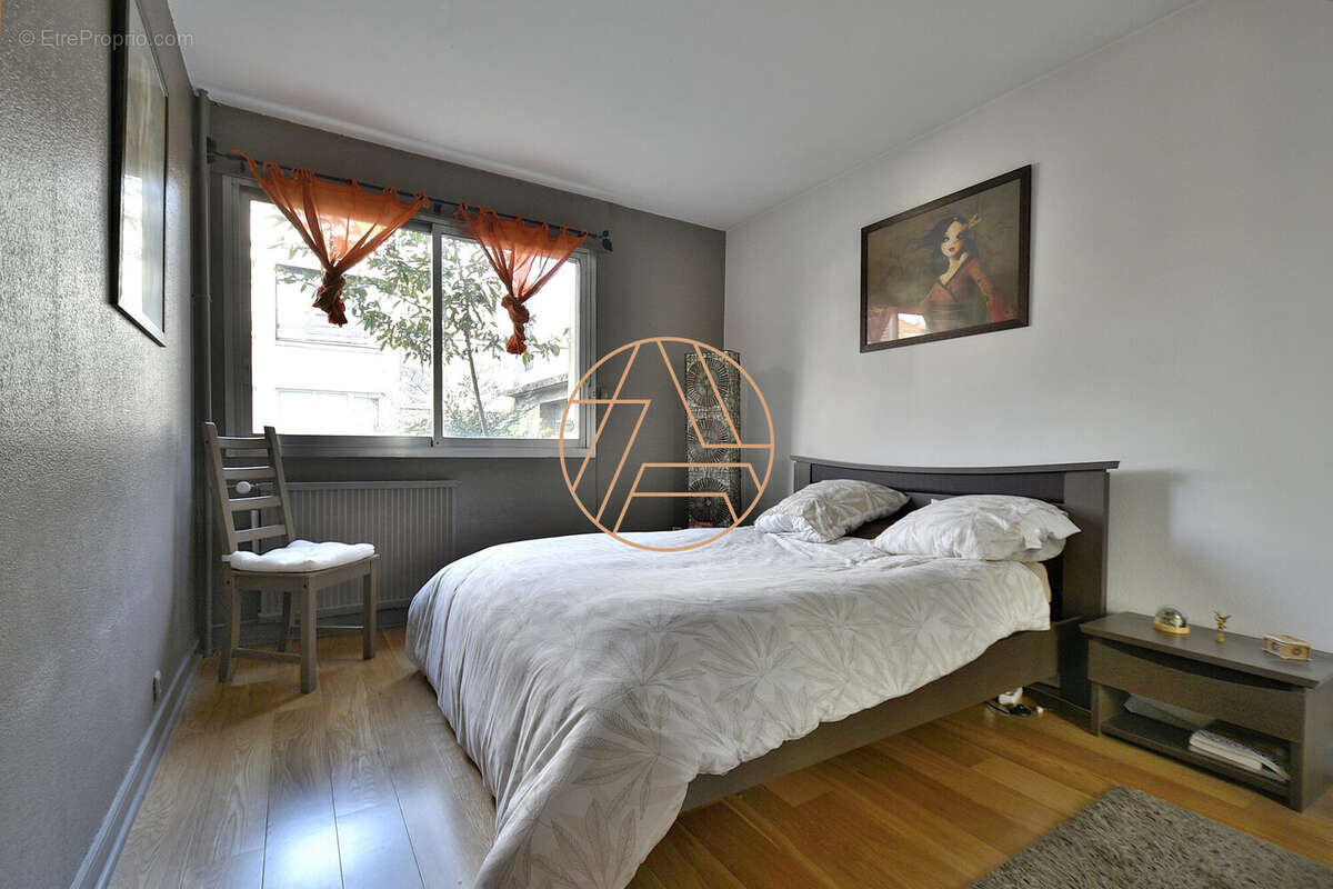 Appartement à SAINT-MAUR-DES-FOSSES