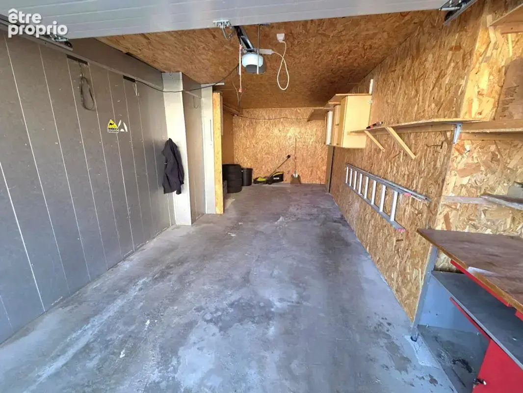 Appartement 5 pieces 94.13 m2 garage et terrain privatif  189000 euros - photo 9