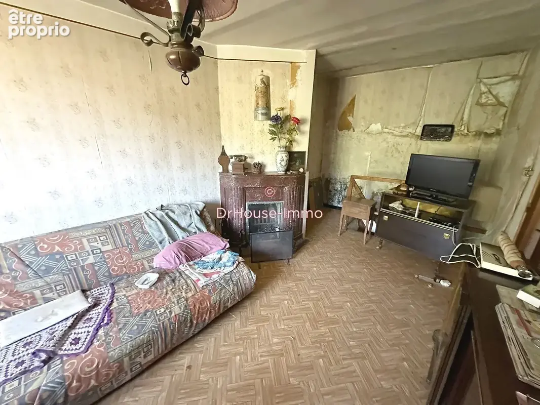 Maison 70 m² à Mayres  - photo 8