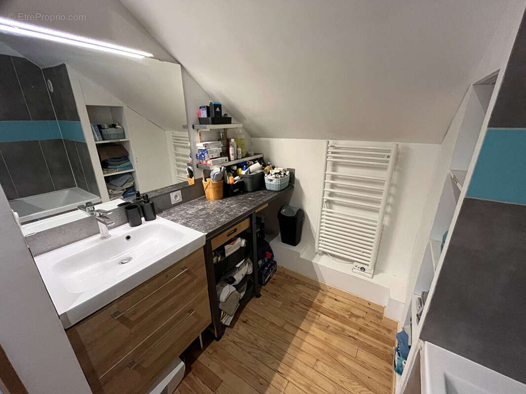 Maison à VIEILLE-EGLISE-EN-YVELINES