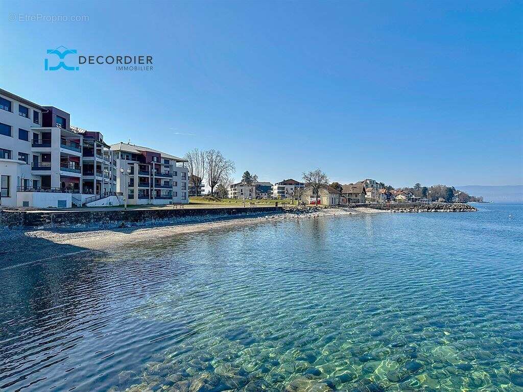 Appartement à EVIAN-LES-BAINS