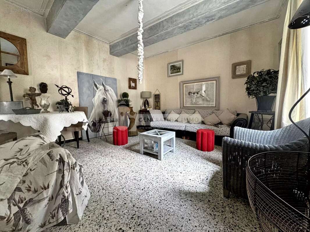 Appartement à CHATEAURENARD