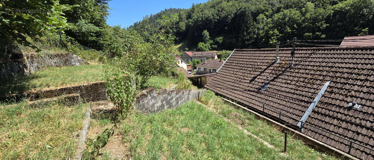 Wackenbach, maison de village, 92 m2 environ, 3.90 ares, espaces verts à l'arrière - photo 18