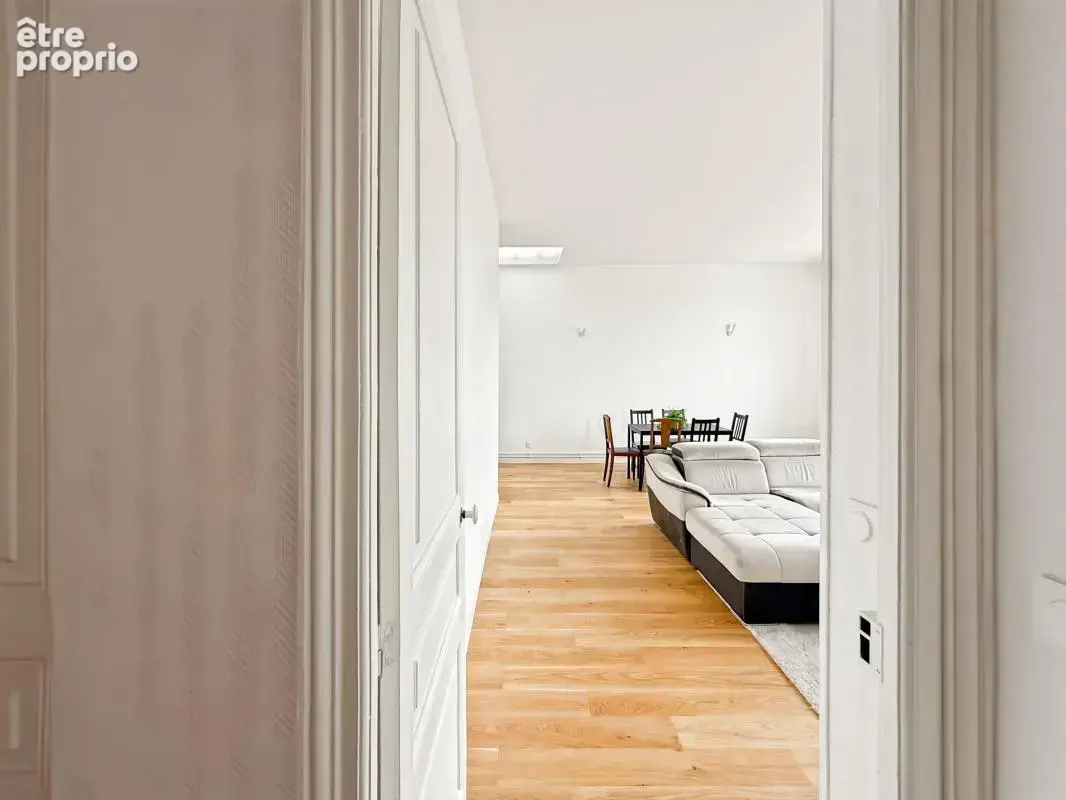 Appartement À Vendre Hyper Centre de Reims - photo 6