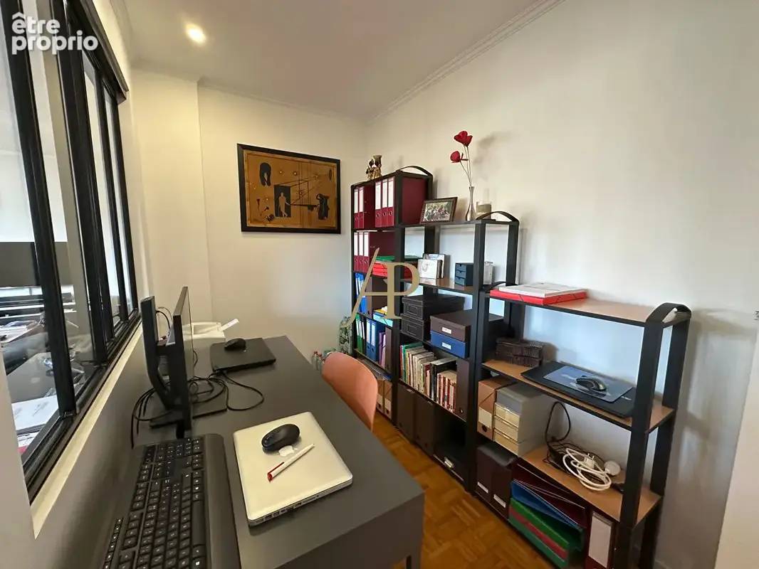 POISSY CENTRE Appartement  4 pièce(s) 89m2 - photo 14