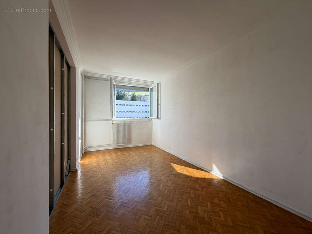 Photo 5 - Appartement à SAINT-ETIENNE