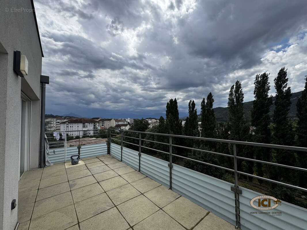 Appartement 4 pièces 84 m² à vendre à Annemasse (74100) - photo 2